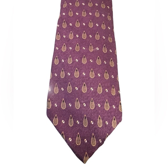 💜Purple BILL BLASS Vintage Patterned Men's Tie. Pure Silk.  Made in Costa Rica - Picture 9 of 10